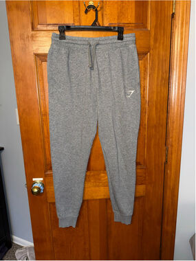Gymshark Sweatpants Joggers Size M Grey